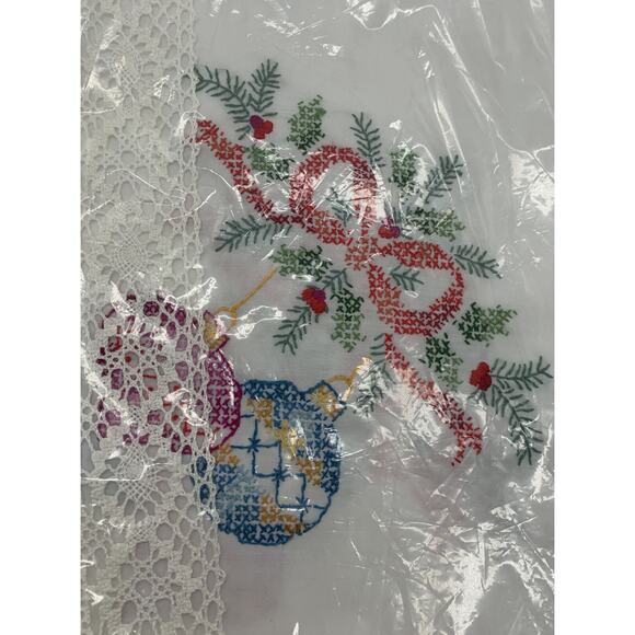 Vintage Bucilla Cross Stitch Christmas Baubles 60” x 104” Completed Tablecloth - Picture 9 of 11
